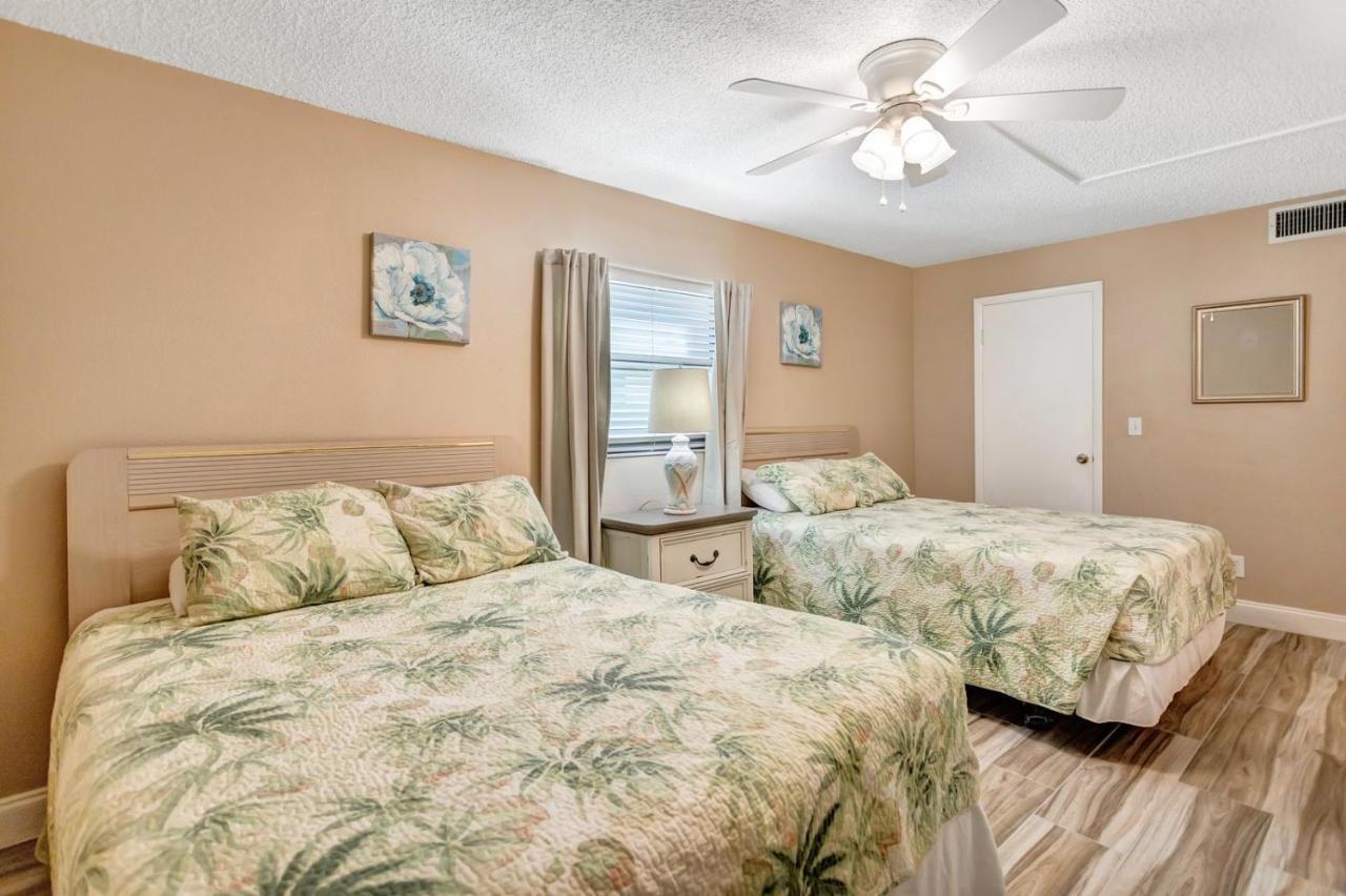 301 Sandy Shores Condos セント・ピート・ビーチ エクステリア 写真